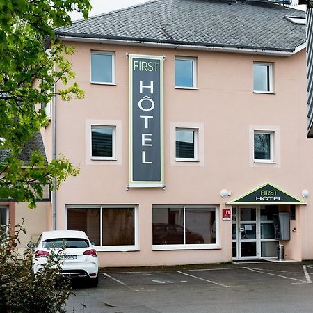 Hotel First Ροντέζ Εξωτερικό φωτογραφία